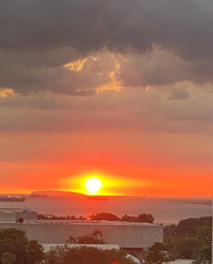 Aparthotel Le 10 The Radiance Manila Bay Pasay Zewnętrze zdjęcie